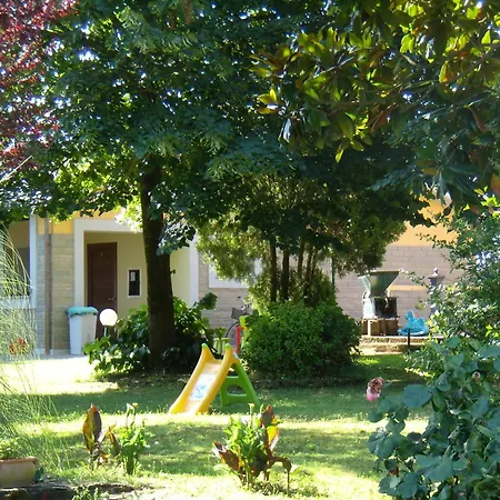 Farm stay L.b.stud
